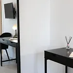 ベッド・アンド・ブレックファスト Ntartei マティーノ