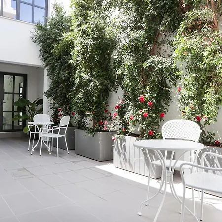 Bed & Breakfast Ntartei 3*